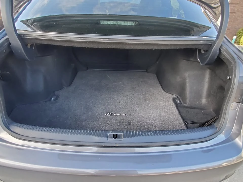 2014 Lexus IS 3rd Gen - Image 11 of 12