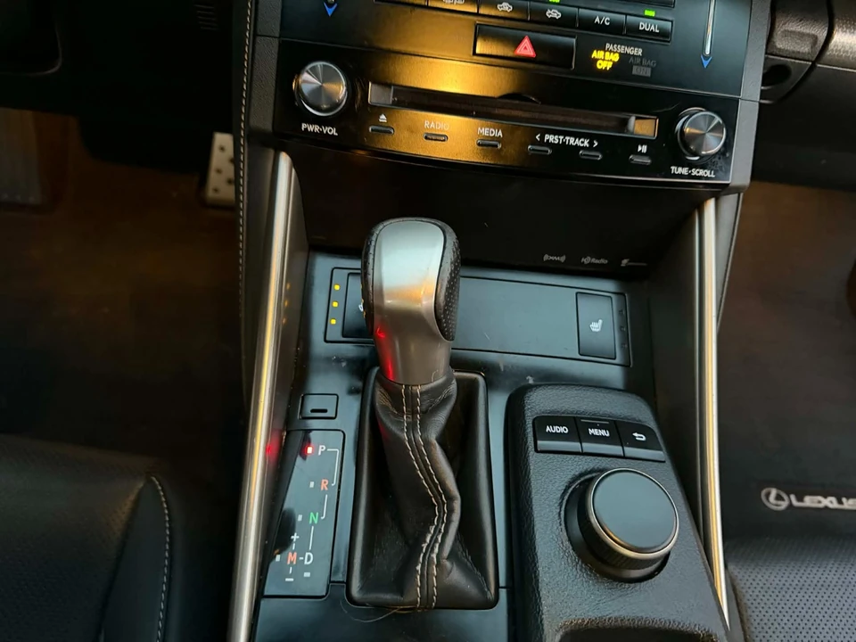 2014 Lexus IS 3rd Gen - Image 10 of 16