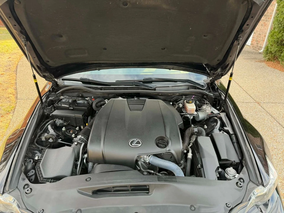 2014 Lexus IS 3rd Gen - Image 16 of 16