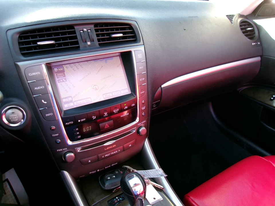 2014 Lexus IS 2nd Gen - Image 18 of 20