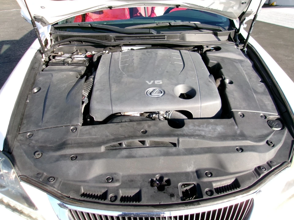2014 Lexus IS 2nd Gen - Image 12 of 20