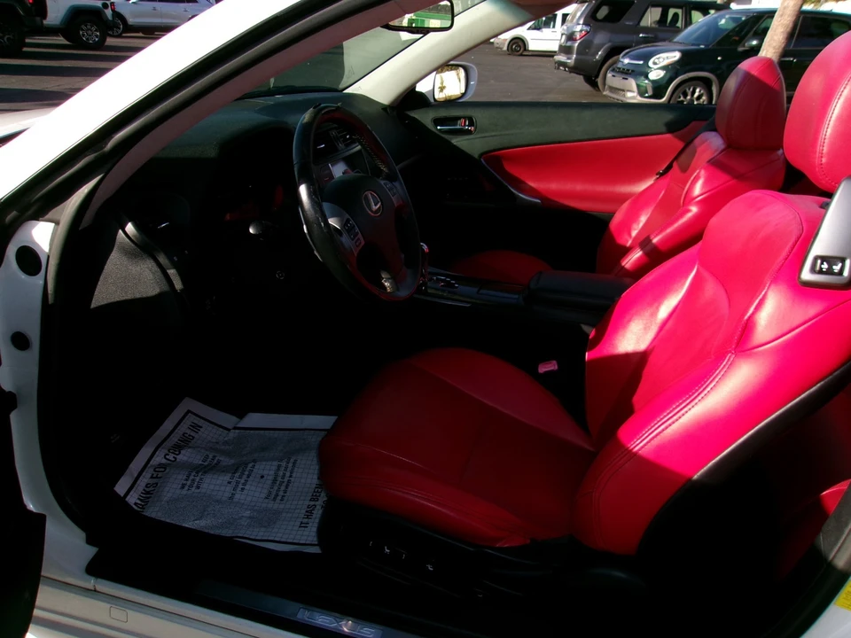 2014 Lexus IS 2nd Gen - Image 16 of 20