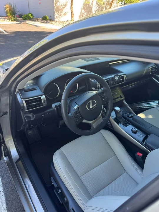 2014 Lexus IS 3rd Gen - Image 7 of 10