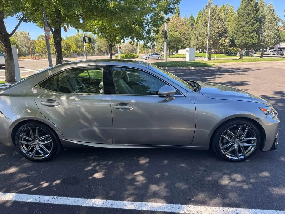2014 Lexus IS 3rd Gen - Image 6 of 10