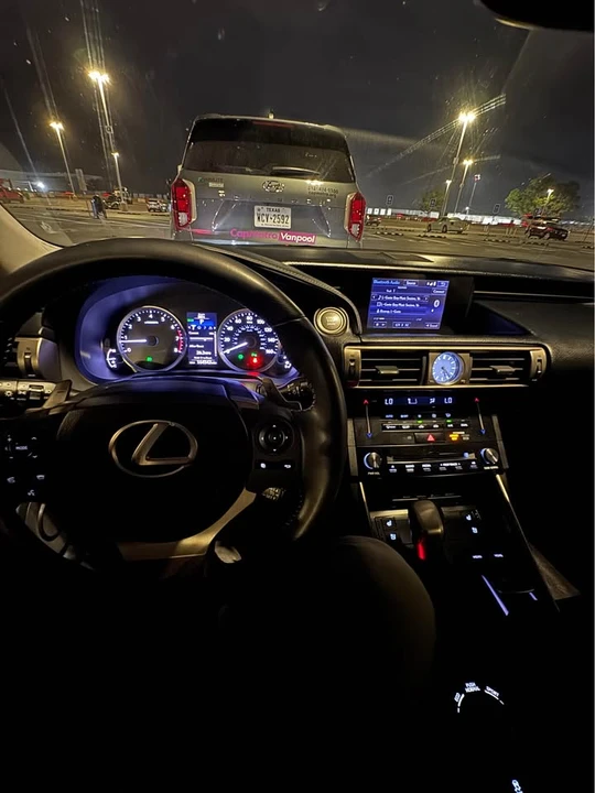 2014 Lexus IS 3rd Gen - Image 10 of 15