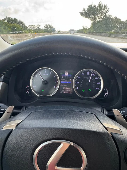 2014 Lexus IS 3rd Gen - Image 9 of 15