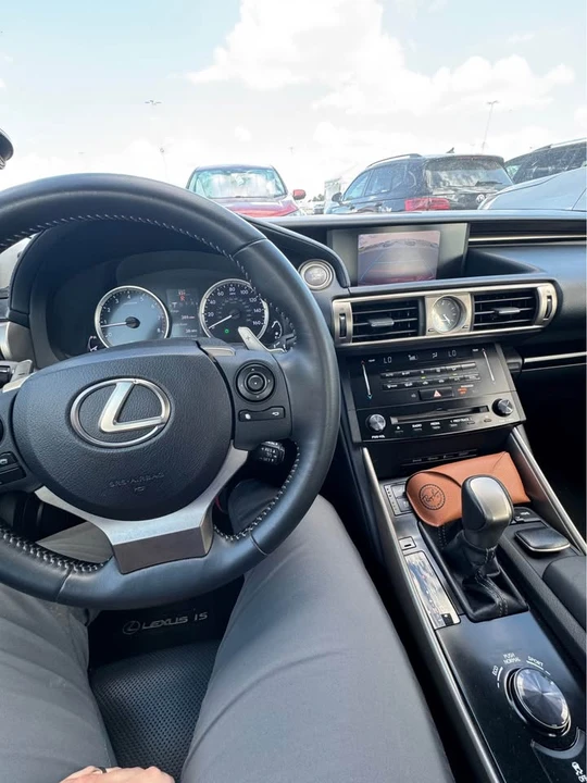2014 Lexus IS 3rd Gen - Image 13 of 15