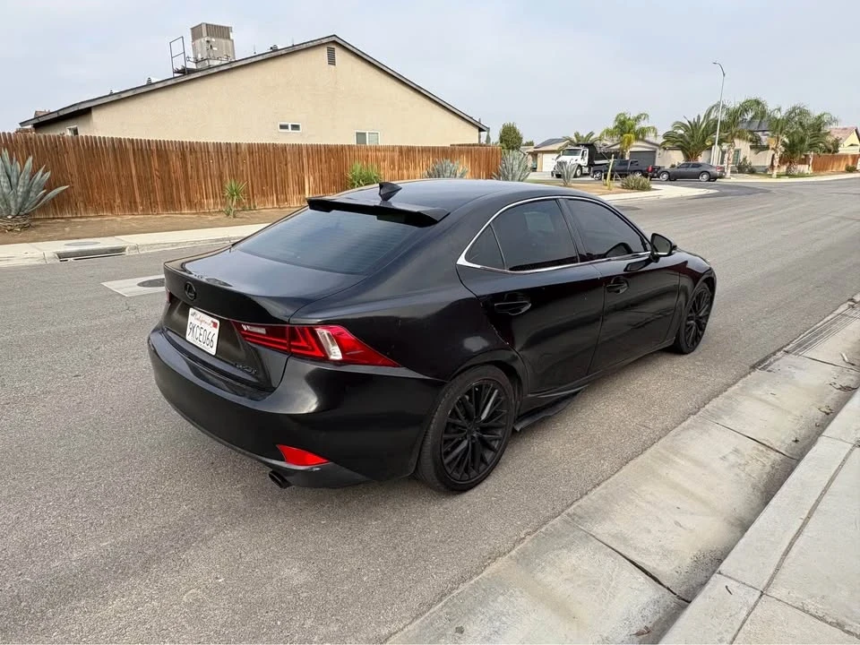 2014 Lexus IS 3rd Gen - Image 4 of 11