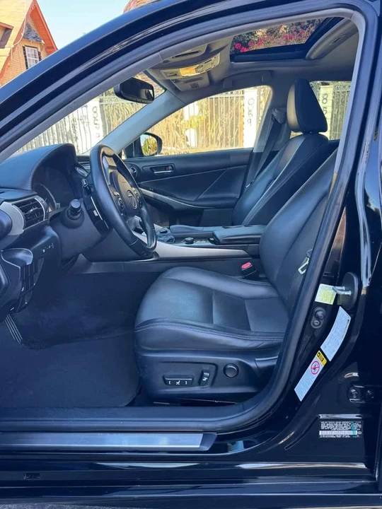 2014 Lexus IS 3rd Gen - Image 6 of 12