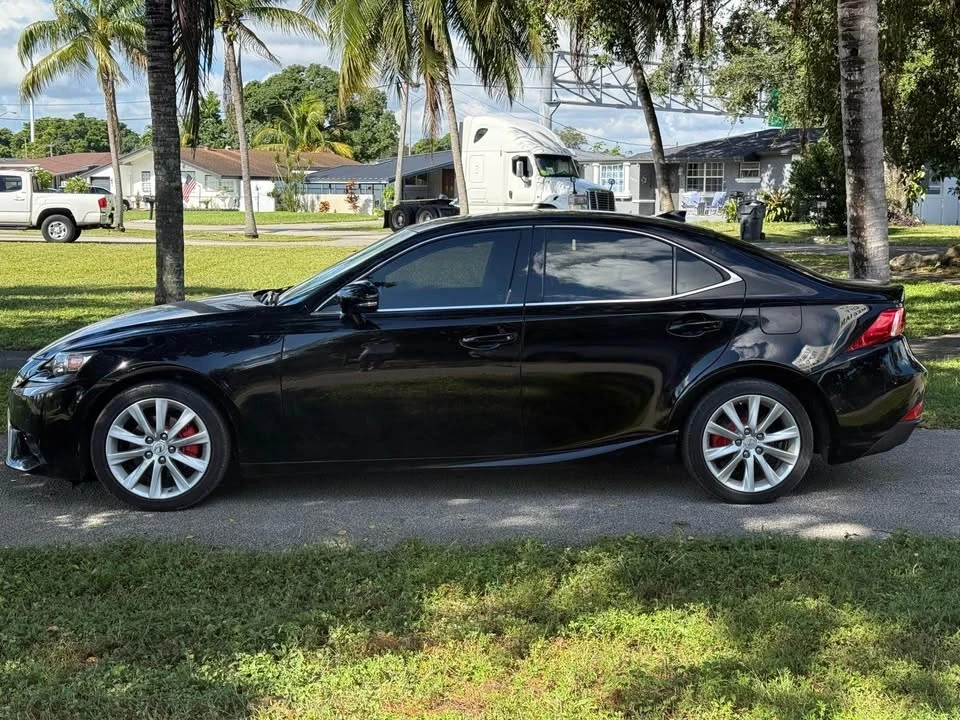 2014 Lexus IS 3rd Gen - Image 8 of 14