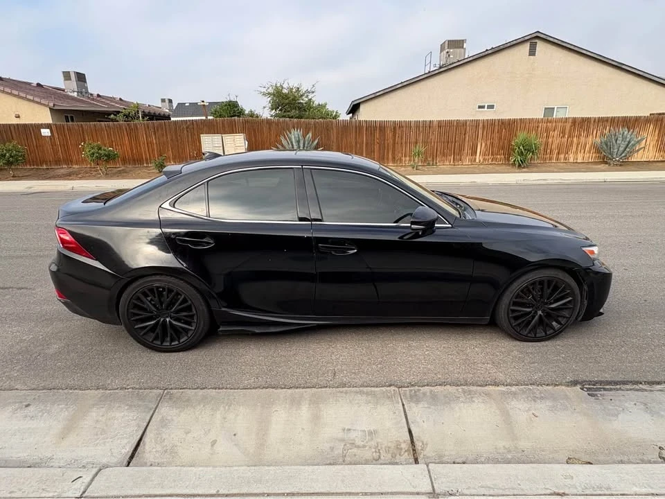 2014 Lexus IS 3rd Gen - Image 3 of 11