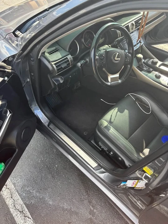 2014 Lexus IS 3rd Gen - Image 12 of 20