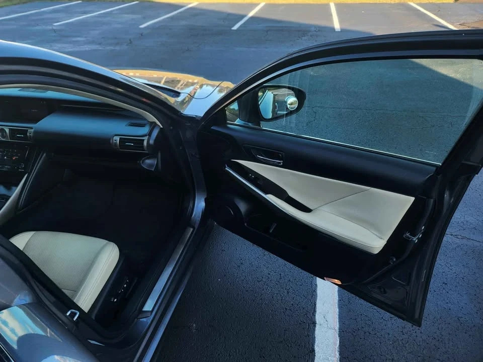 2014 Lexus IS 3rd Gen - Image 11 of 17