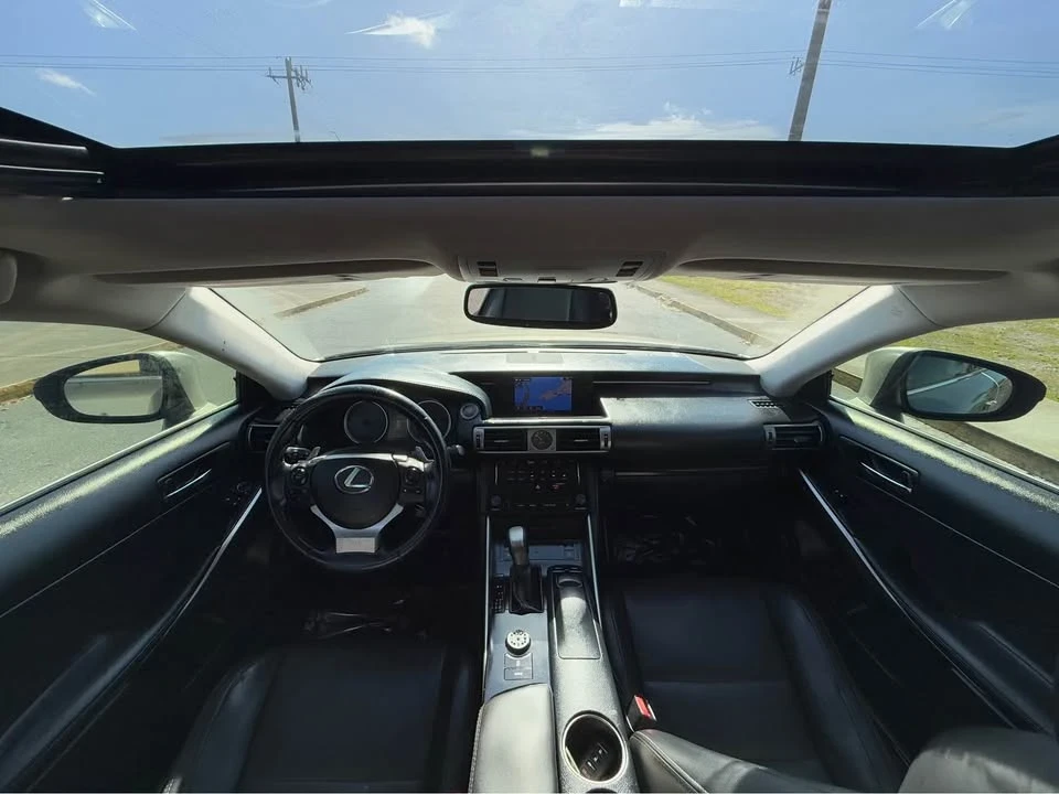 2014 Lexus IS 3rd Gen - Image 9 of 10