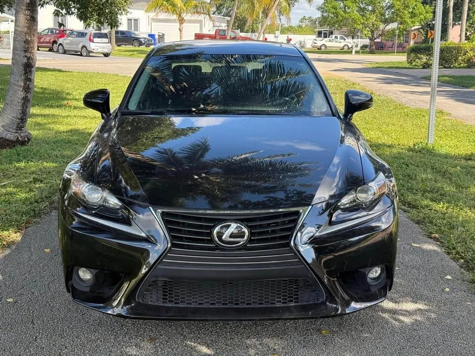 2014 Lexus IS 3rd Gen - Image 5 of 14