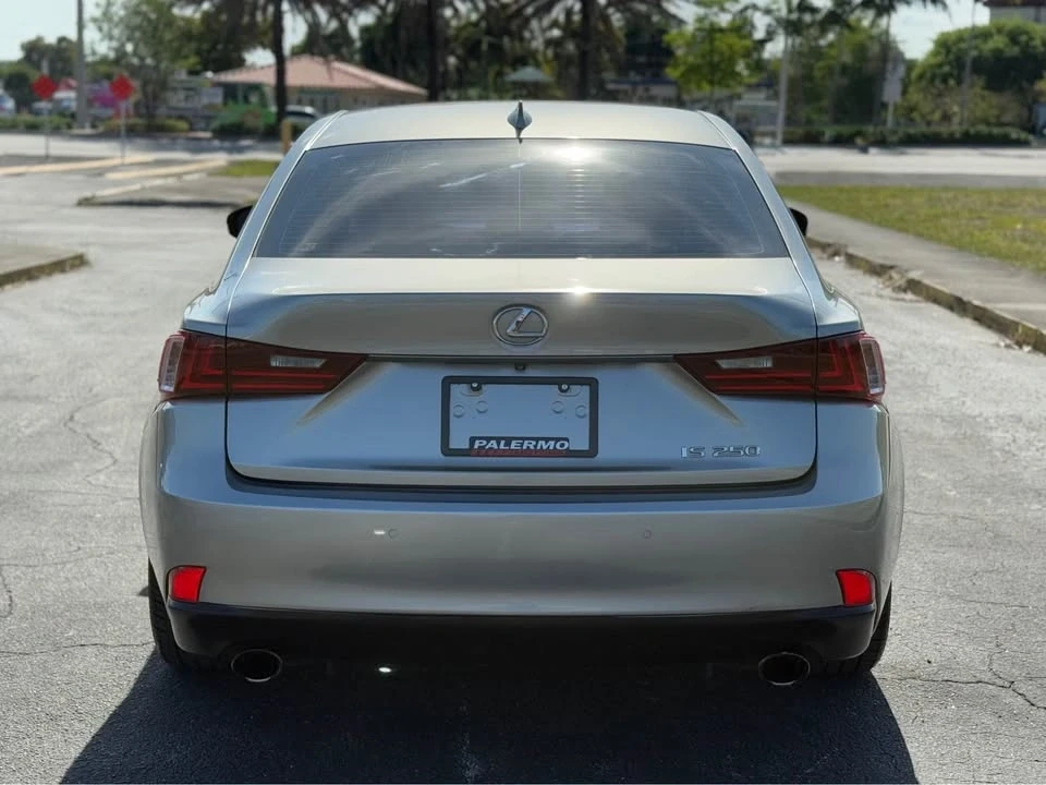 2014 Lexus IS 3rd Gen - Image 4 of 13