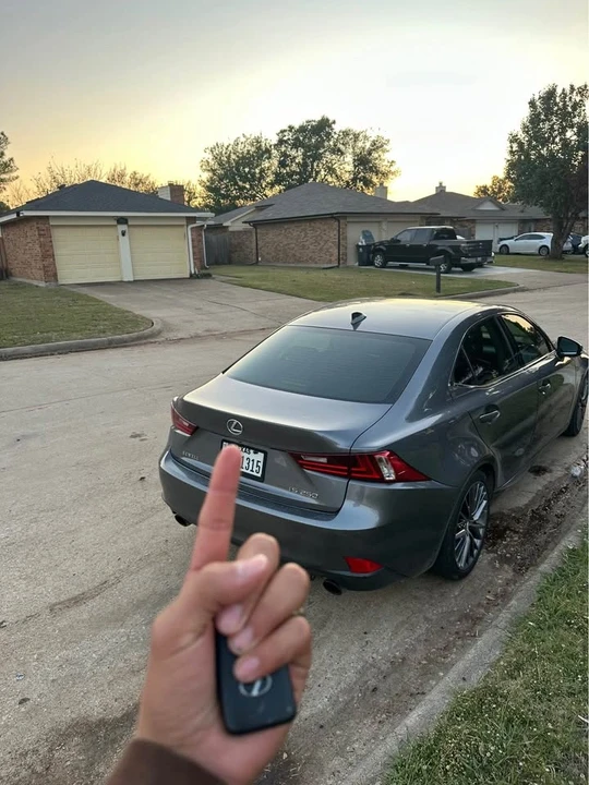 2014 Lexus IS 3rd Gen - Image 2 of 9