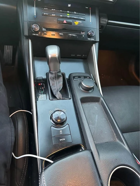 2014 Lexus IS 3rd Gen - Image 9 of 9