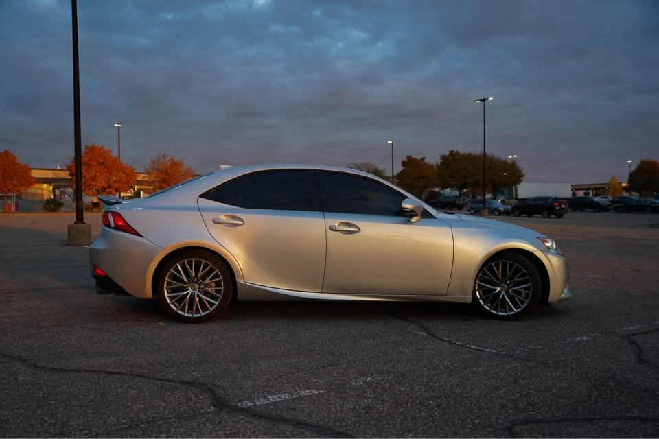 2014 Lexus IS 3rd Gen - Image 4 of 20