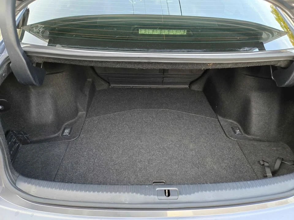2014 Lexus IS 3rd Gen - Image 13 of 19