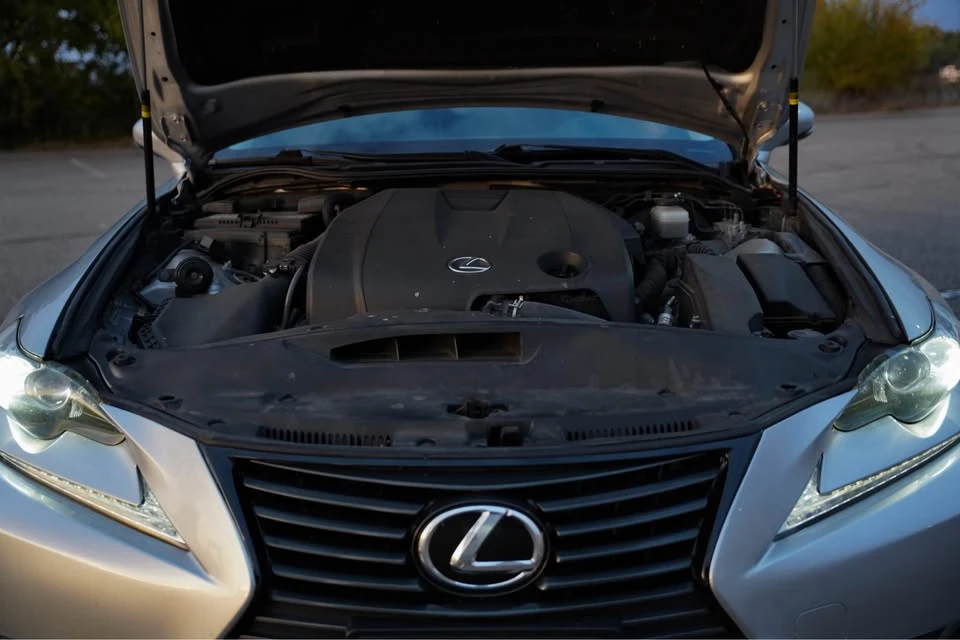 2014 Lexus IS 3rd Gen - Image 8 of 20
