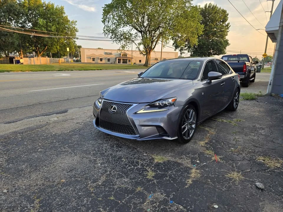 2014 Lexus IS 3rd Gen - Image 8 of 19