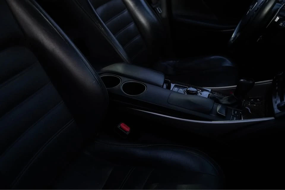 2014 Lexus IS 3rd Gen - Image 12 of 20