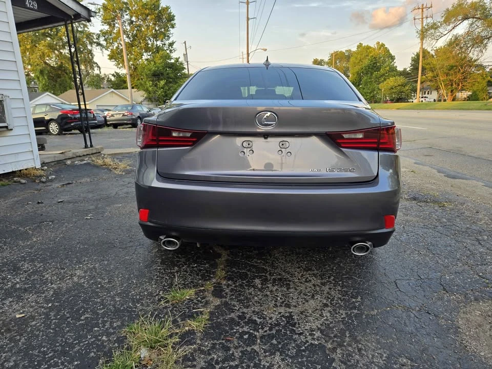 2014 Lexus IS 3rd Gen - Image 11 of 19