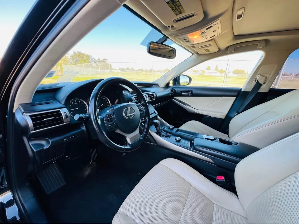2014 Lexus IS 3rd Gen - Image 12 of 15