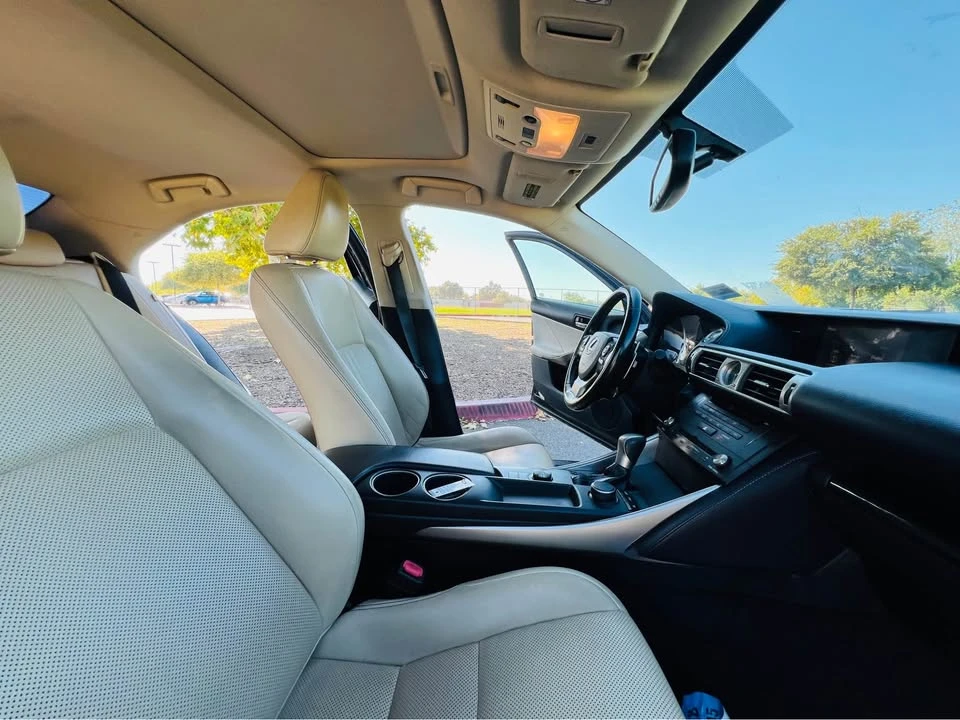 2014 Lexus IS 3rd Gen - Image 7 of 15