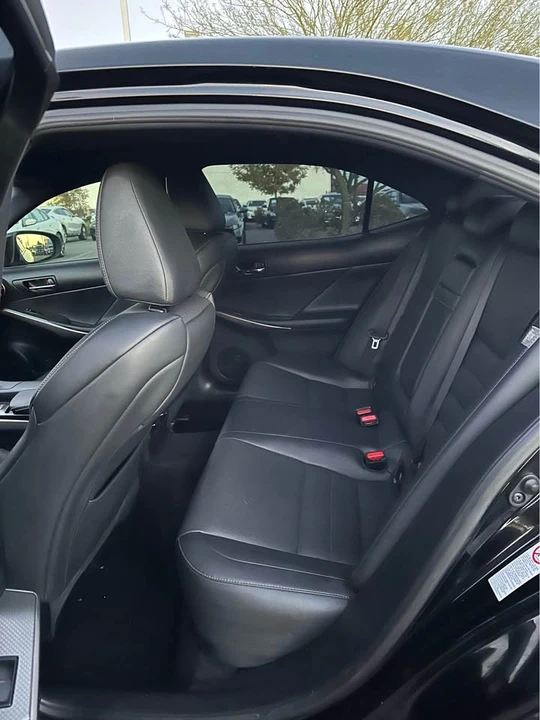 2014 Lexus IS 3rd Gen - Image 7 of 13