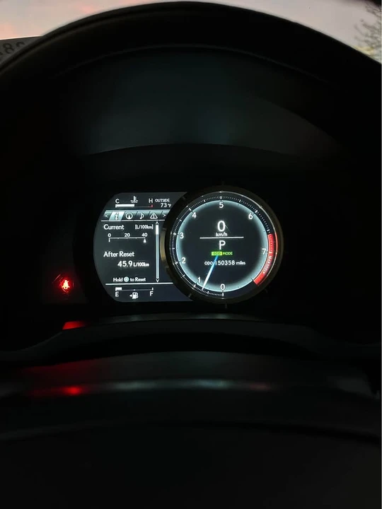 2014 Lexus IS 3rd Gen - Image 11 of 13