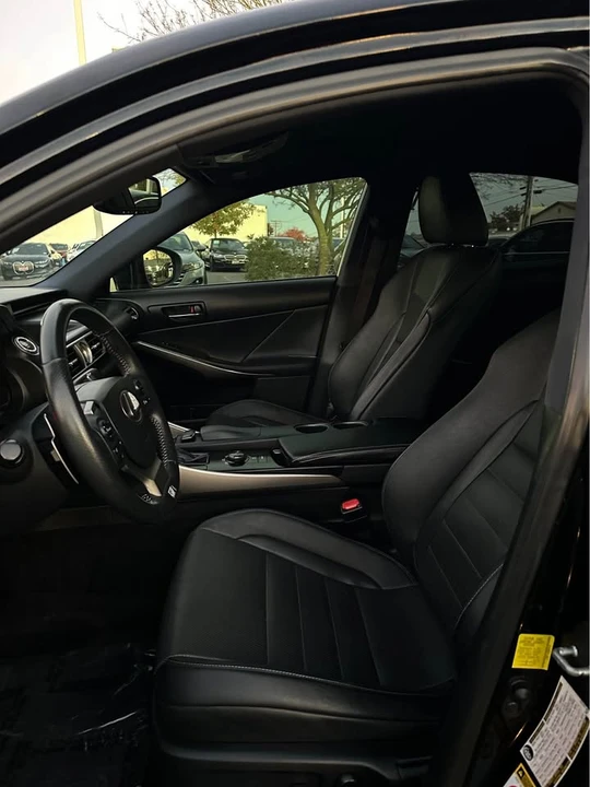 2014 Lexus IS 3rd Gen - Image 8 of 13