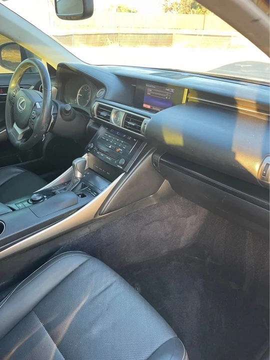 2014 Lexus IS 3rd Gen - Image 13 of 16