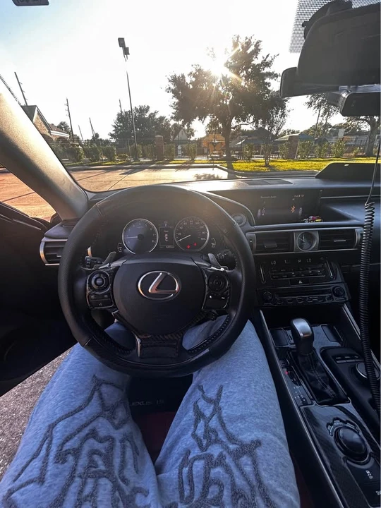 2014 Lexus IS 3rd Gen - Image 11 of 17