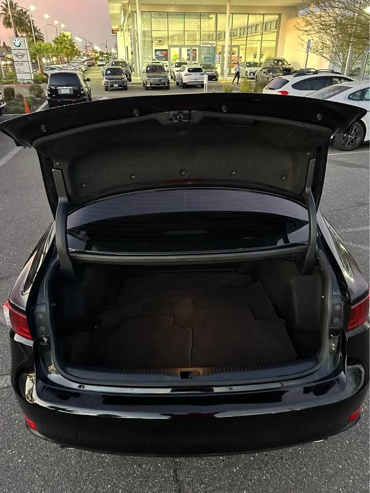 2014 Lexus IS 3rd Gen - Image 12 of 13