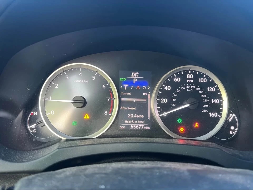 2014 Lexus IS 3rd Gen - Image 6 of 11