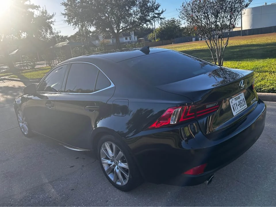 2014 Lexus IS 3rd Gen - Image 8 of 17