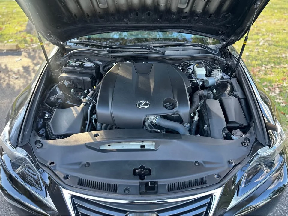 2014 Lexus IS 3rd Gen - Image 12 of 17