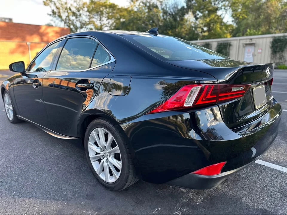 2014 Lexus IS 3rd Gen - Image 9 of 17