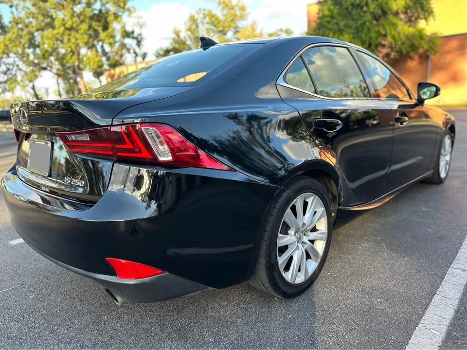 2014 Lexus IS 3rd Gen - Image 10 of 17