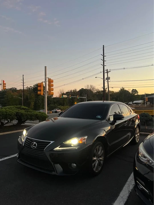 2014 Lexus IS 3rd Gen - Image 5 of 5