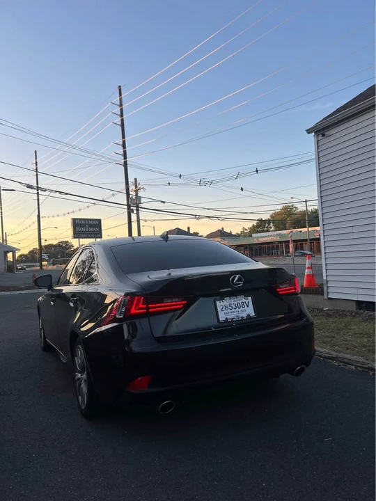 2014 Lexus IS 3rd Gen - Image 4 of 5
