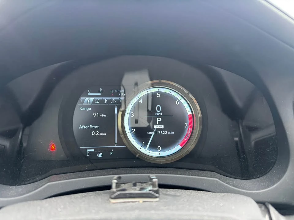 2014 Lexus IS 3rd Gen - Image 15 of 16