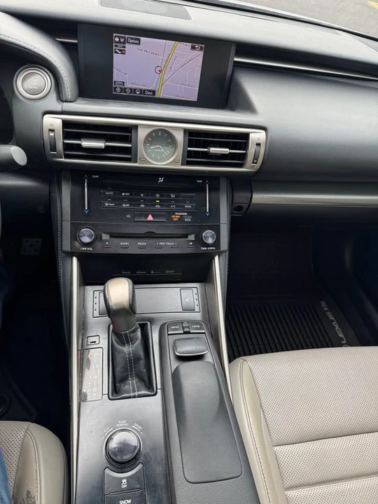 2014 Lexus IS 3rd Gen - Image 14 of 16