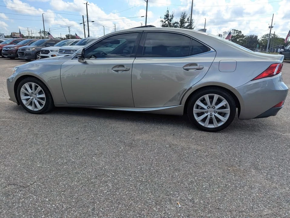 2014 Lexus IS 3rd Gen - Image 4 of 13