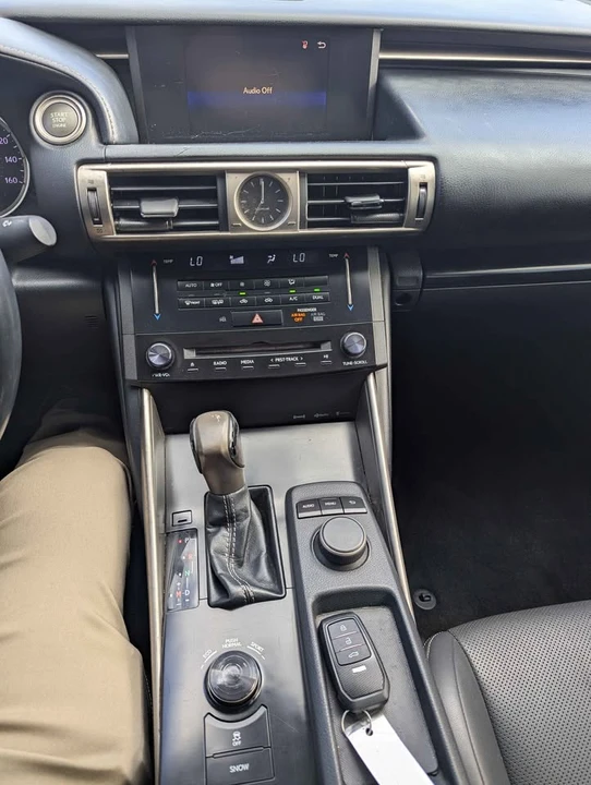 2014 Lexus IS 3rd Gen - Image 7 of 13