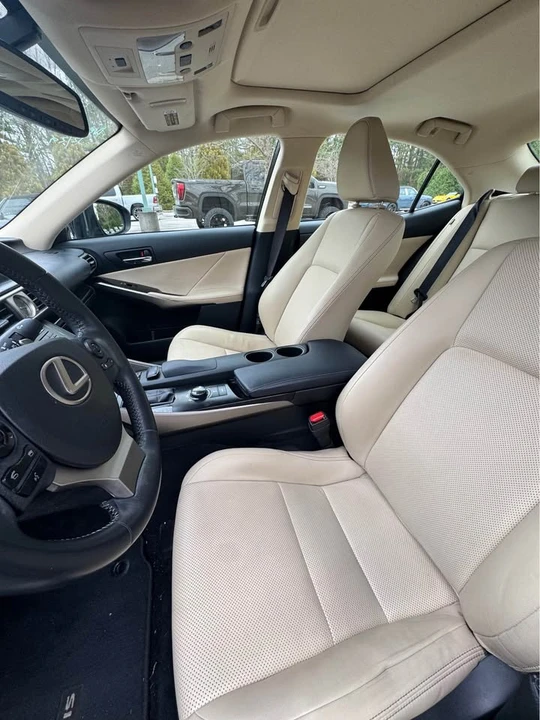 2014 Lexus IS 3rd Gen - Image 6 of 9