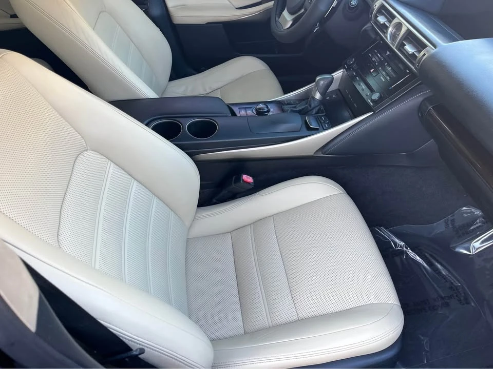 2014 Lexus IS 3rd Gen - Image 5 of 7