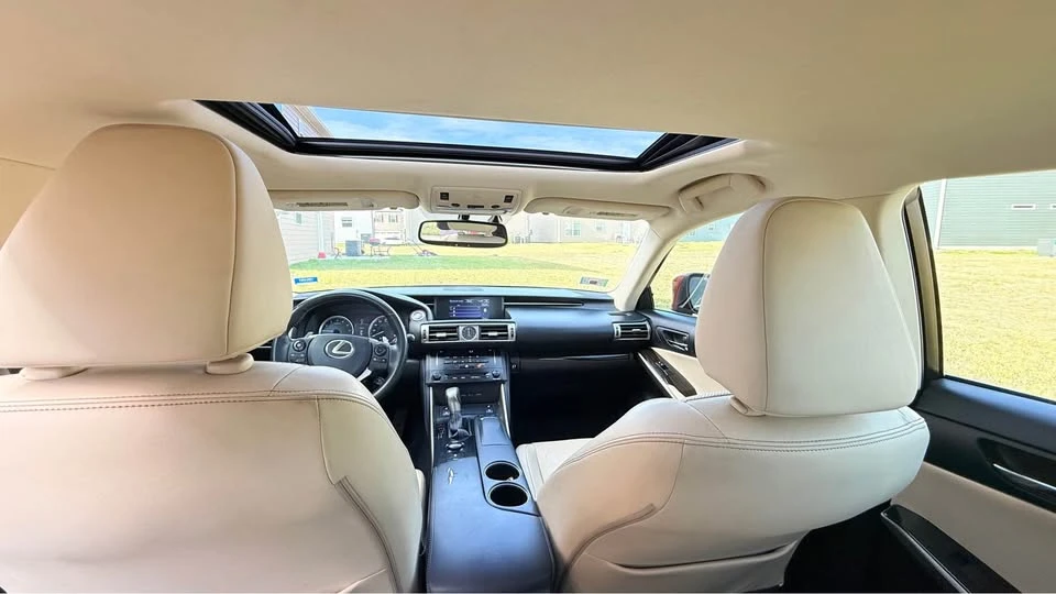2014 Lexus IS 3rd Gen - Image 8 of 12